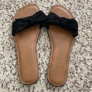 Time and Tru Black Bow Flip Flops